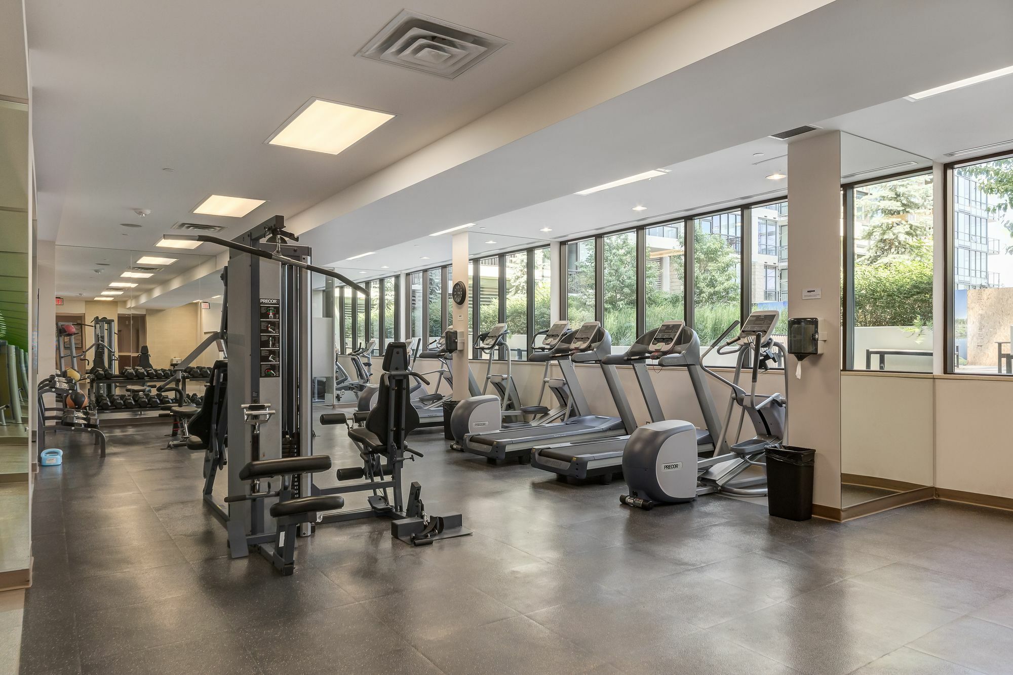 Apartment Waterfront By Corporate Calgary